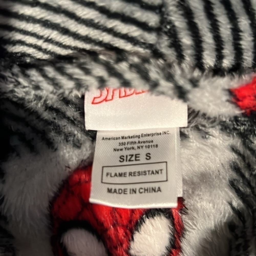 Spiderman Kids unisex bath robe size small in red grey & black fuzzy pajamas - Picture 3 of 11
